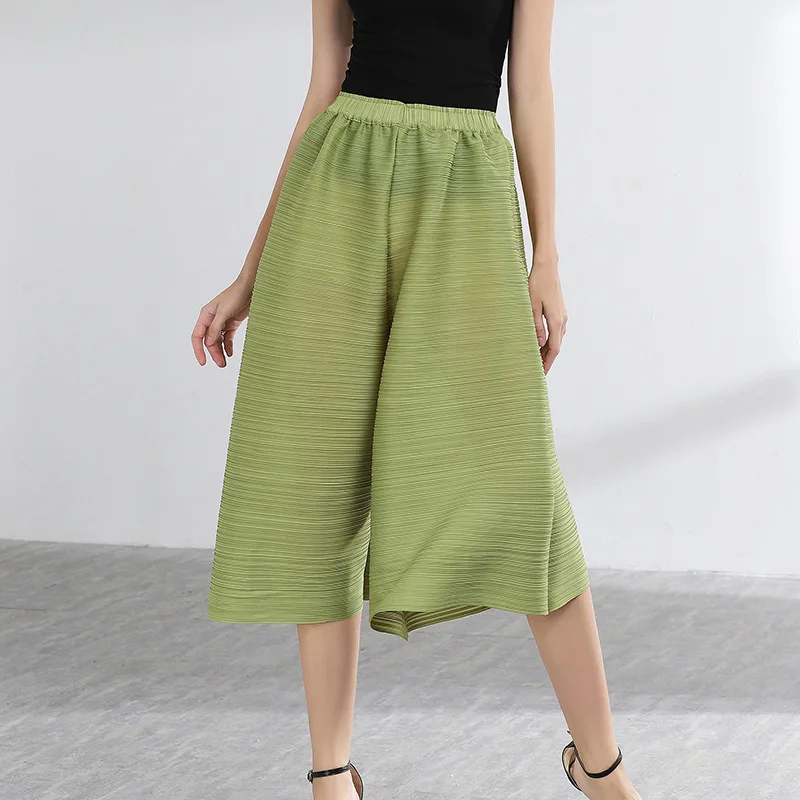 Miyake Fold Pp Series Basic Seven-cent Broad-legged Pants Pleats Trousers Summer Leisure Women
Miyake Fold Pp Series Basic Seven-cent Broad-legged Pants Pleats Trousers Summer Leisure Women