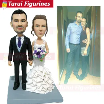 wedding couple custom bobblehead wedding cake topper personalized bobble head figurines bride and groom cake topper with flowers
wedding couple custom bobblehead wedding cake topper personalized bobble head figurines bride and groom cake topper with flowers
