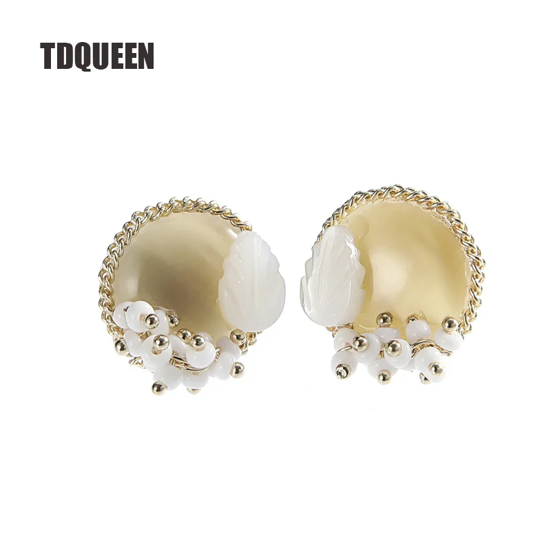TDQUEEN Stud Earrings Opal Stone Brincos Gold color Fashion Jewelry Zinc Alloy Metal Round Ear Stud Earrings for Women
TDQUEEN Stud Earrings Opal Stone Brincos Gold color Fashion Jewelry Zinc Alloy Metal Round Ear Stud Earrings for Women