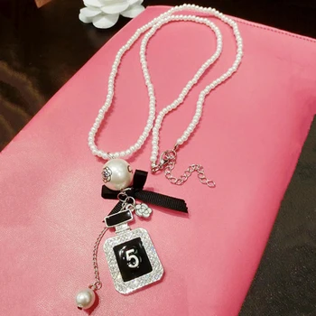 SHIFEEL 2018 New Rose Flowers Big Pearls Rhinestone Perfume Bottle Lucky Number 5 Long Pearl Necklace Women's Sweater Chain
SHIFEEL 2018 New Rose Flowers Big Pearls Rhinestone Perfume Bottle Lucky Number 5 Long Pearl Necklace Women's Sweater Chain