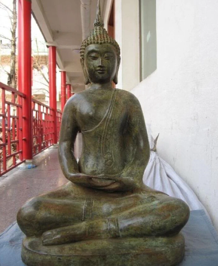 USPS to USA S3040 17"Temple Buddhism worship Bronze Copper Thailand Amulets Buddha Statue (B0328)
USPS to USA S3040 17"Temple Buddhism worship Bronze Copper Thailand Amulets Buddha Statue (B0328)