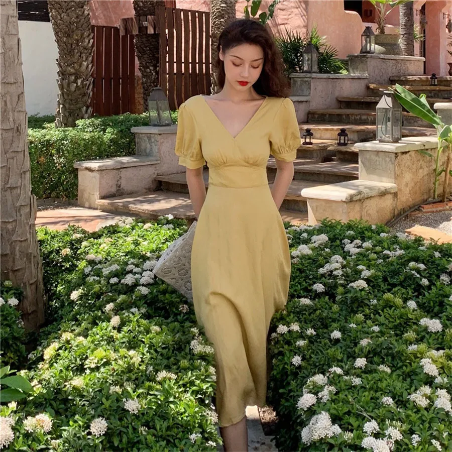 V-collar Waist French crowd Summer 2019 New Pure-color Foam Short Sleeve Mid-long 100-tie Dress Trend
V-collar Waist French crowd Summer 2019 New Pure-color Foam Short Sleeve Mid-long 100-tie Dress Trend
