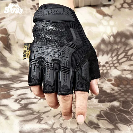 2018 New Tactical Fingerless Military Army Shooting Paintball Airsoft Bicycle Motorcross Combat Hard Knuckle Half Finger Gloves
2018 New Tactical Fingerless Military Army Shooting Paintball Airsoft Bicycle Motorcross Combat Hard Knuckle Half Finger Gloves