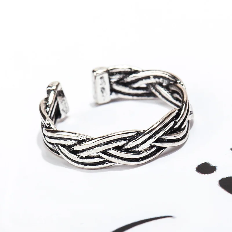 7 Kinds Geometrical Patterns Hollow Voluble Chain Bands Exquisite Crown Simulated Pearl Silver Midi Rings For Women
7 Kinds Geometrical Patterns Hollow Voluble Chain Bands Exquisite Crown Simulated Pearl Silver Midi Rings For Women
