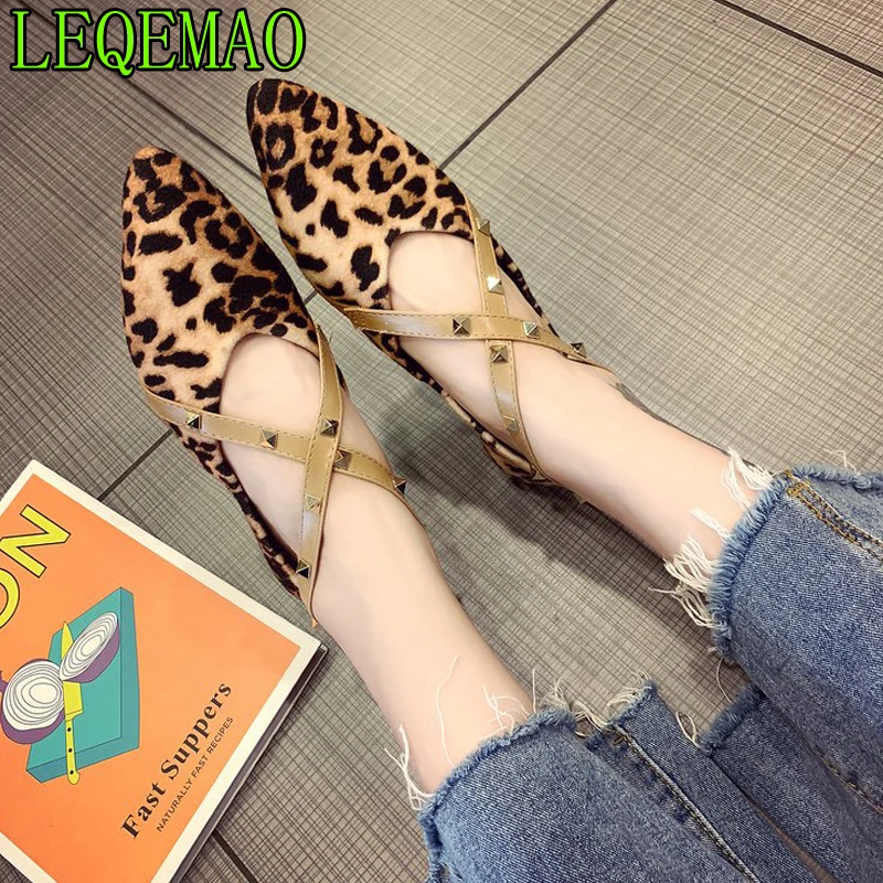 2019 New Fashion Spring Ballet Flats For Women Elastic Band Cross Tied Casual Comfort Shoes Ladies Pointed Toe Flat Shoes
2019 New Fashion Spring Ballet Flats For Women Elastic Band Cross Tied Casual Comfort Shoes Ladies Pointed Toe Flat Shoes
