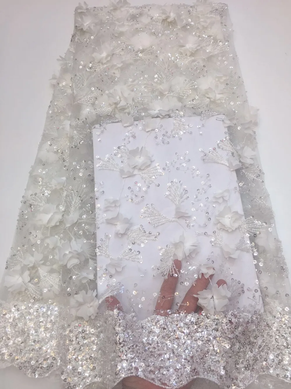 Latest African 3d Flowers Tulle Lace Fabric 2019 Plenty Handmade Beads With Sequins Tulle Lace Fabric For Women Dress YYZ7955
Latest African 3d Flowers Tulle Lace Fabric 2019 Plenty Handmade Beads With Sequins Tulle Lace Fabric For Women Dress YYZ7955