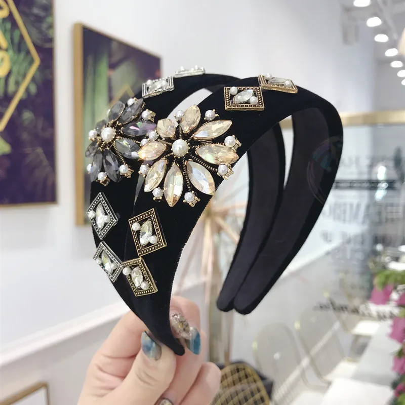 High-end Luxury Women Fashion Hair Accessories Diamond Super Flash Solid Color Wide-brimmed Headband Headband Hair Band Headwear
High-end Luxury Women Fashion Hair Accessories Diamond Super Flash Solid Color Wide-brimmed Headband Headband Hair Band Headwear