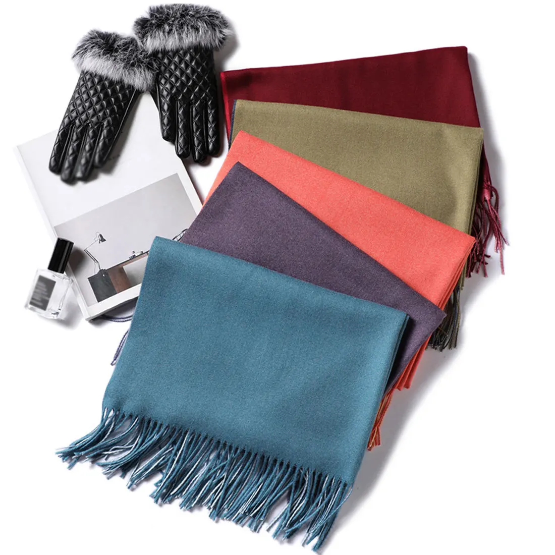 Trend Double-sided Two-color Imitation Cashmere Ladies Scarf Student Bib Fashion Pure Wild Autumn And Winter Warm Shawl Warm
Trend Double-sided Two-color Imitation Cashmere Ladies Scarf Student Bib Fashion Pure Wild Autumn And Winter Warm Shawl Warm
