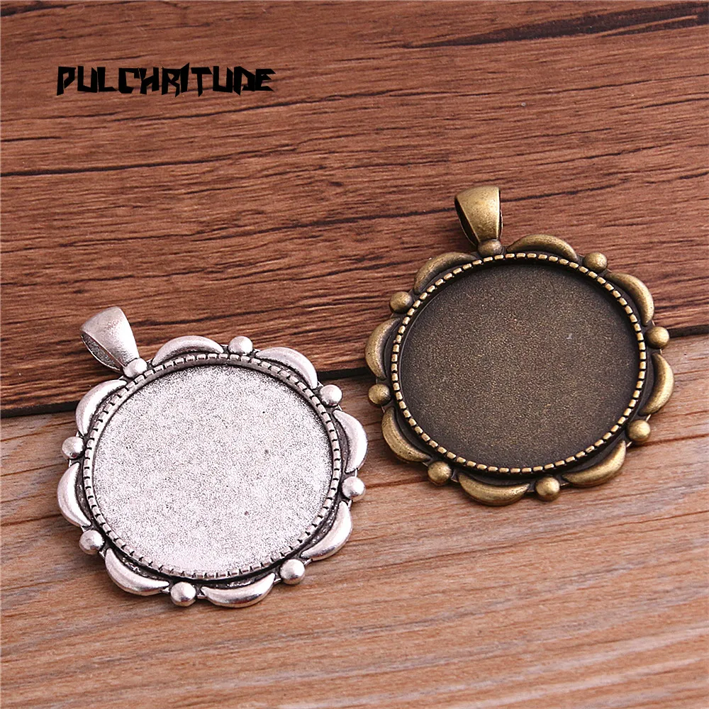 PULCHRITUDE 4pcs/lot 30mm Inner Size Antique Bronze/Silver Classic Style Cabochon Base Setting Charms Pendant T6420
PULCHRITUDE 4pcs/lot 30mm Inner Size Antique Bronze/Silver Classic Style Cabochon Base Setting Charms Pendant T6420