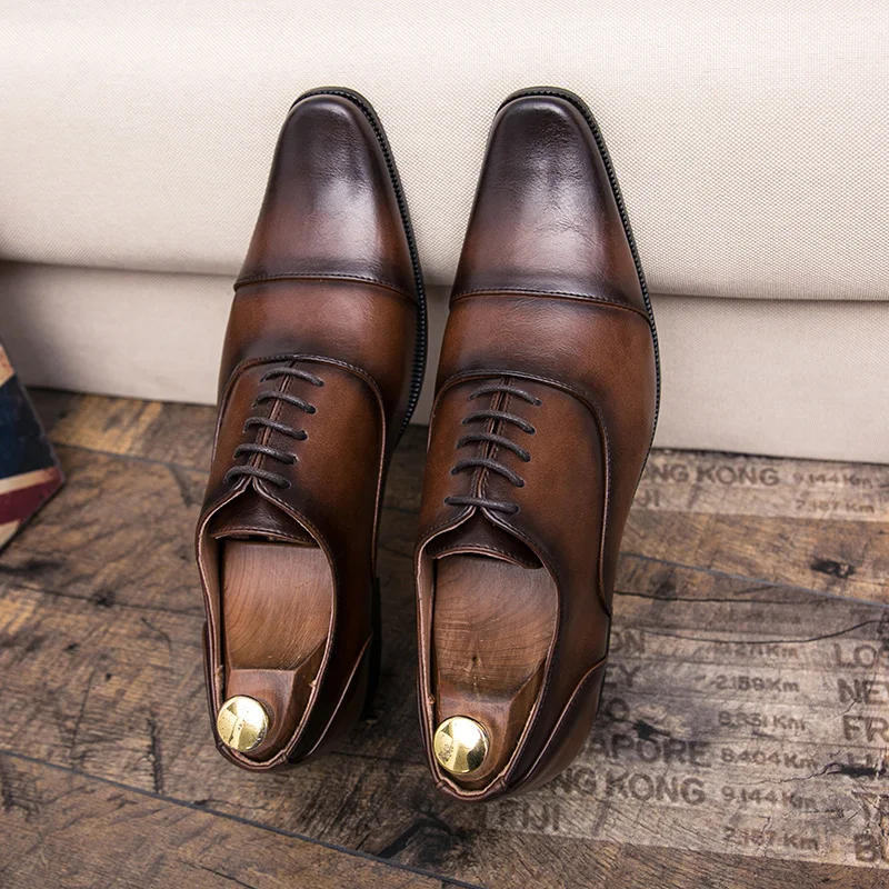 Yomior Pointed Toe Lace-Up England New Business Sexy Dress Casual Leather Shoes Men Gentleman Banquet Loafers Wedding Oxfords
Yomior Pointed Toe Lace-Up England New Business Sexy Dress Casual Leather Shoes Men Gentleman Banquet Loafers Wedding Oxfords