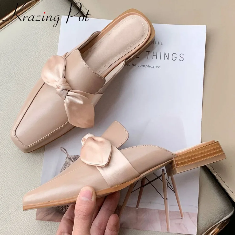 Krazing Pot full grain leather slip on mules classic butterfly-knot decoration pretty girls square toe low heels slippers L32
Krazing Pot full grain leather slip on mules classic butterfly-knot decoration pretty girls square toe low heels slippers L32