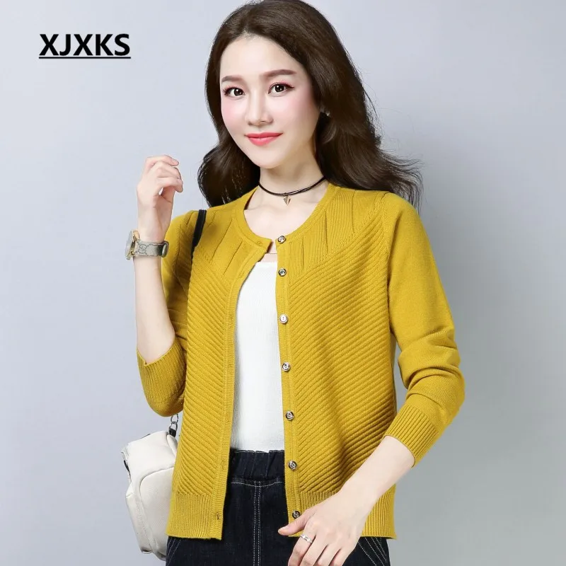XJXKS woman sweater knitting cardigans young ladies cardigan single breasted wool knitted fashion women's sweaters 
XJXKS woman sweater knitting cardigans young ladies cardigan single breasted wool knitted fashion women's sweaters