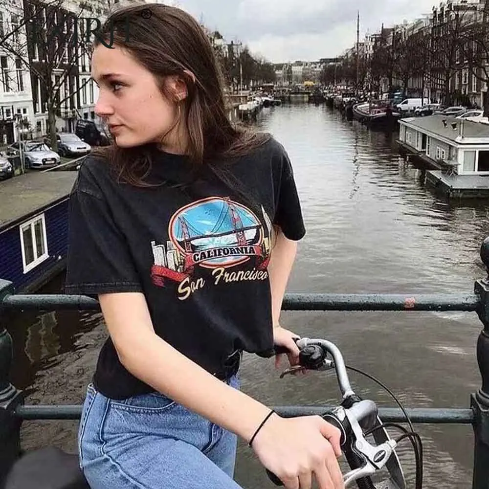 TXJRH Bohemian CALIFORNIA Letter Bridge Print Short Sleeve Faded Black Tee Stylish Streetwear O-Neck Pullover Cotton T-Shirt Top
TXJRH Bohemian CALIFORNIA Letter Bridge Print Short Sleeve Faded Black Tee Stylish Streetwear O-Neck Pullover Cotton T-Shirt Top