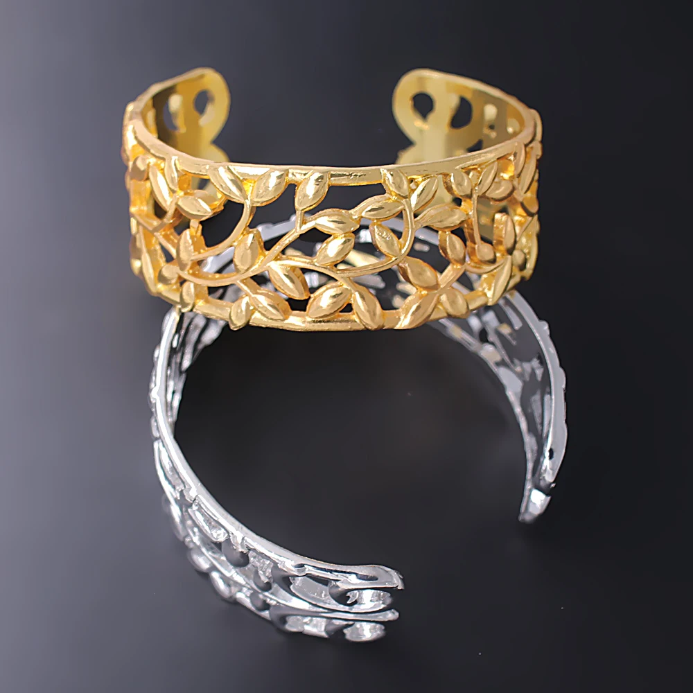 New Design Gold & Silver Olive Branch Leaf Hollow Metal Bracelet for Men and Women Leisure Gifts Souvenir Jewelry Large bangle
New Design Gold & Silver Olive Branch Leaf Hollow Metal Bracelet for Men and Women Leisure Gifts Souvenir Jewelry Large bangle
