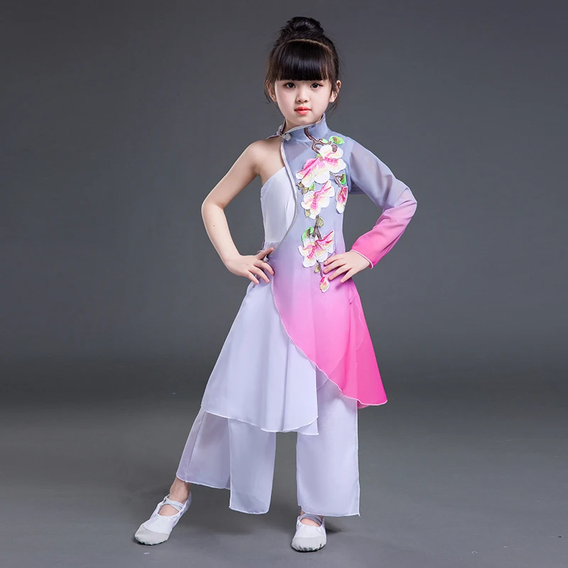 Children's classical dance costumes new style girls elegant Chinese fan dance performance clothing hmong clothes 
Children's classical dance costumes new style girls elegant Chinese fan dance performance clothing hmong clothes