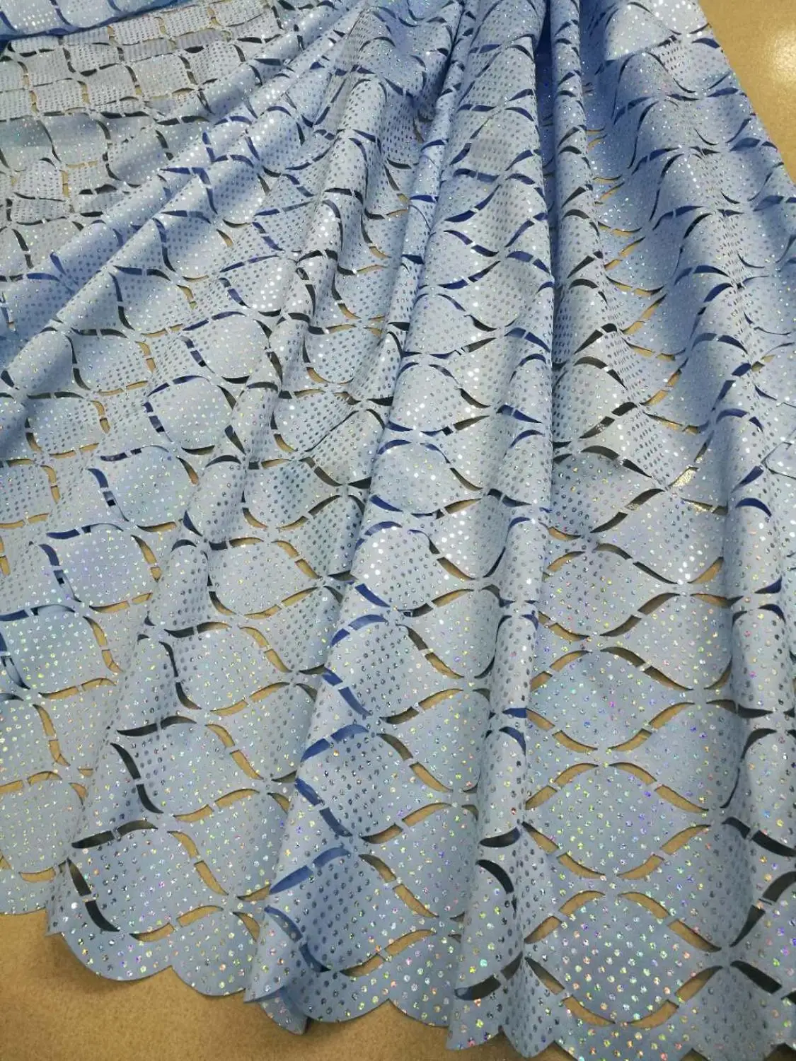 African lace fabric 5yds/pce powder blue sequins laser cut fabrics women gorgeous luxury party event asoebi bright dress 2019 
African lace fabric 5yds/pce powder blue sequins laser cut fabrics women gorgeous luxury party event asoebi bright dress 2019