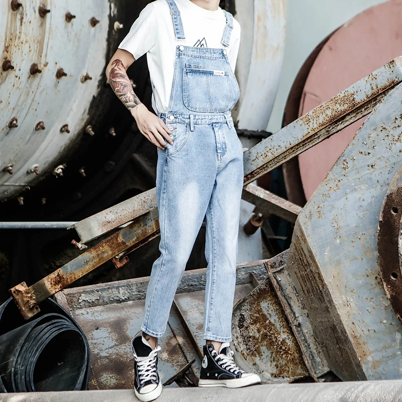 2019 New Japanese Retro tooling jumpsuit Men's Korean version of the self-cultivation Light Nine jeans Denim Overalls
2019 New Japanese Retro tooling jumpsuit Men's Korean version of the self-cultivation Light Nine jeans Denim Overalls