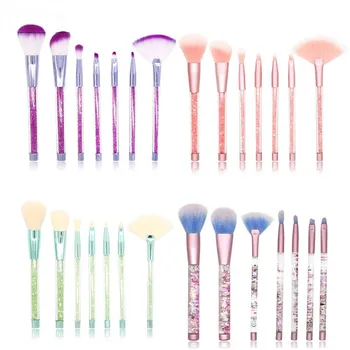 New Unicorn 7 Mermaid series make-up brush with liquid sand brush crystal liquid brush flashing
New Unicorn 7 Mermaid series make-up brush with liquid sand brush crystal liquid brush flashing
