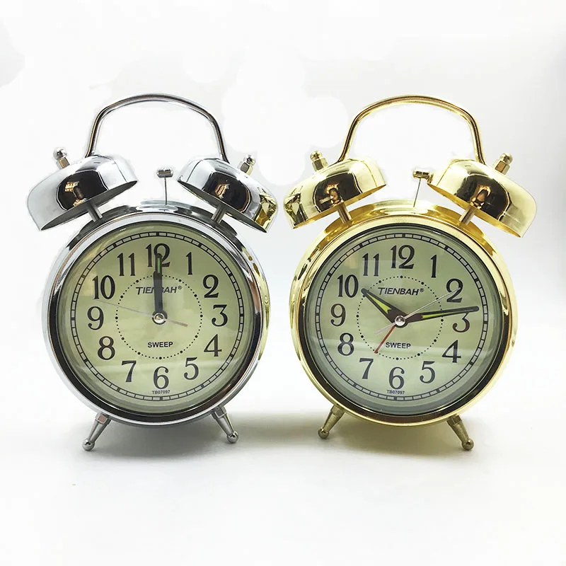 Hot sales Fashion Retro Gold Big size Classic Silent Double Bell Golden Alarm Clock Quartz Movement Bedside with retail box
Hot sales Fashion Retro Gold Big size Classic Silent Double Bell Golden Alarm Clock Quartz Movement Bedside with retail box