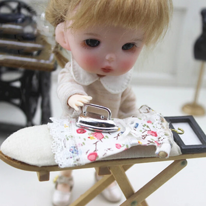 1:12 Mini Dollhouse Furniture Toys Miniature Adornment An Iron Clothes Tool Doll House Accessories
1:12 Mini Dollhouse Furniture Toys Miniature Adornment An Iron Clothes Tool Doll House Accessories