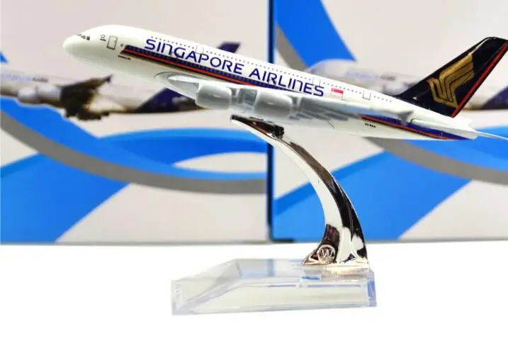 Размер 1: 400 Модель самолета A380 Singapore Airlines aircraft A380 модель металлического симулятора самолета для детей игрушки Рождественский подарок
Размер 1: 400 Модель самолета A380 Singapore Airlines aircraft A380 модель металлического симулятора самолета для детей игрушки Рождественский подарок