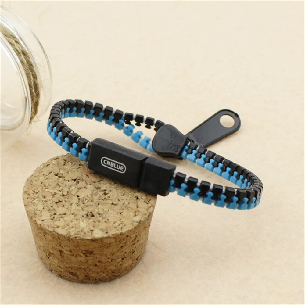 Wholesale k-pop C.N.BLUE CNBLUE Code Name BLUE Jung Yong Hwa Personality Zipper Bracelet For Women / Men's Hand Catenary P0321
Wholesale k-pop C.N.BLUE CNBLUE Code Name BLUE Jung Yong Hwa Personality Zipper Bracelet For Women / Men's Hand Catenary P0321