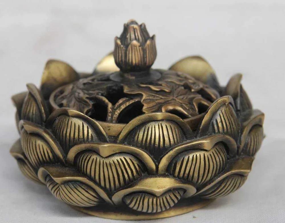 Details about China Palace Royal Bronze Copper Carved Lotus Flower Bowl Incense Burner Censer
Details about China Palace Royal Bronze Copper Carved Lotus Flower Bowl Incense Burner Censer