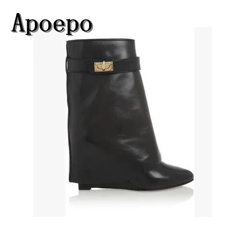 New brand Fashion Solid Color Shark Lock Suede Wedge Boots Height Increasing Fold Over Ankle Boot Pointed toe short boots
New brand Fashion Solid Color Shark Lock Suede Wedge Boots Height Increasing Fold Over Ankle Boot Pointed toe short boots