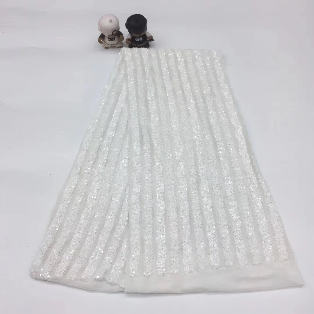 African lace fabric 2019 high quality lace material French sequined tulle lace Nigeria lace fabric wedding dress XX33281
African lace fabric 2019 high quality lace material French sequined tulle lace Nigeria lace fabric wedding dress XX33281