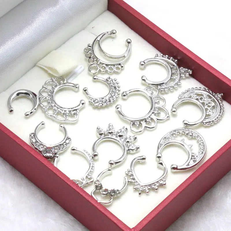 13 Pcs Silver/Gold Pierced Rhinstone Nose Hoop Nose Rings Fake Septum Clicker Body Piercing Jewelry Hanger Clip On Jewelry
13 Pcs Silver/Gold Pierced Rhinstone Nose Hoop Nose Rings Fake Septum Clicker Body Piercing Jewelry Hanger Clip On Jewelry