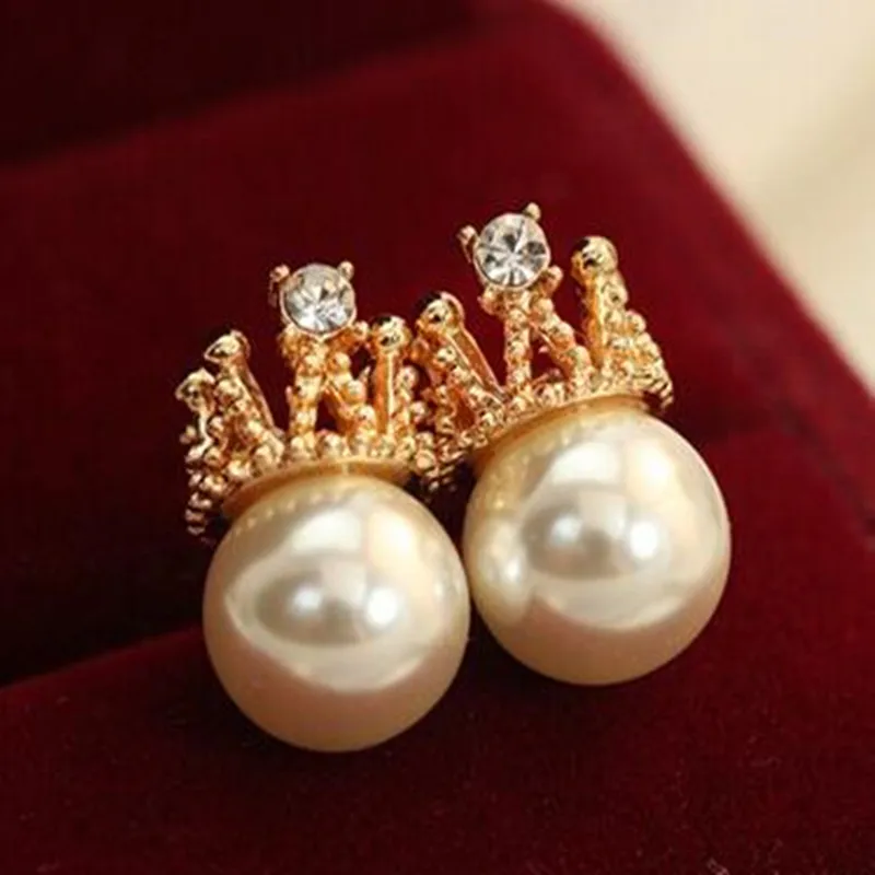 CED152 New Women's Fashion Sparkling Rhinestone Crown Imitation Pearls Earrings Stud Earring Female
CED152 New Women's Fashion Sparkling Rhinestone Crown Imitation Pearls Earrings Stud Earring Female