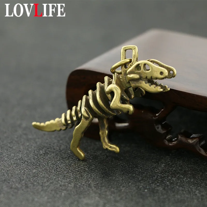 Handmade Brass Dinosaur Skeleton Model Charms Retro Copper Car Keychains Pendants Delicate Creative Bag Hanging Children Gifts
Handmade Brass Dinosaur Skeleton Model Charms Retro Copper Car Keychains Pendants Delicate Creative Bag Hanging Children Gifts