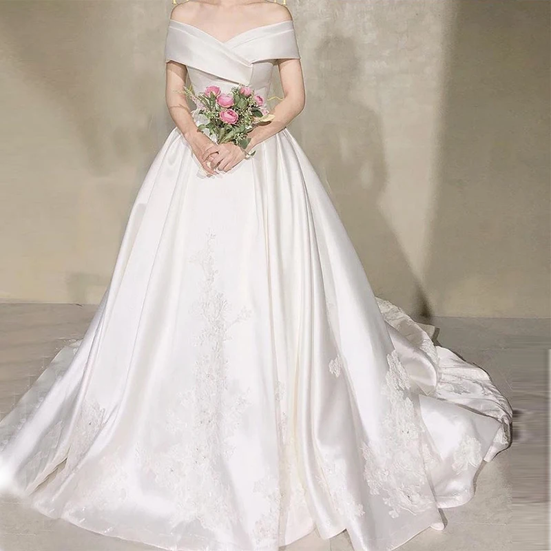 Princess Ball Gown Wedding Dress Off Shoulder Satin Korea Bridal Gown Appliques Elegant Vestido De Casamento White Wedding Gown
Princess Ball Gown Wedding Dress Off Shoulder Satin Korea Bridal Gown Appliques Elegant Vestido De Casamento White Wedding Gown