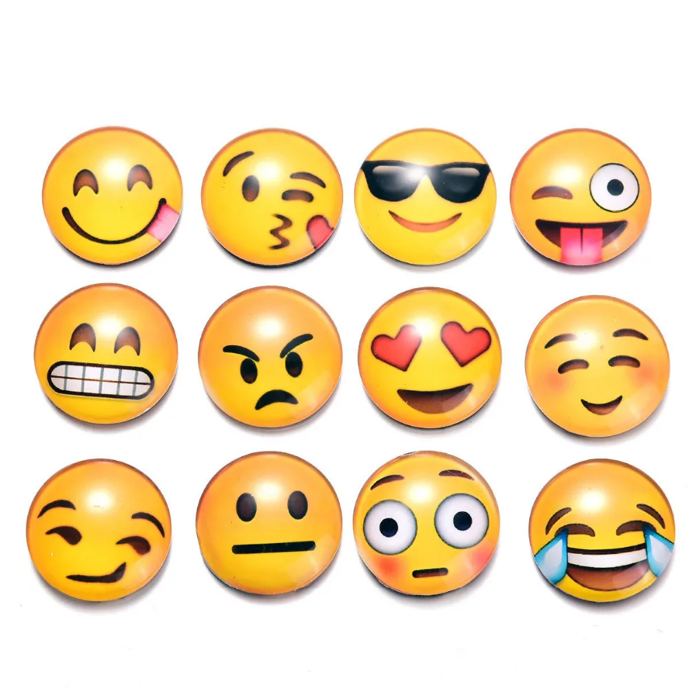 

5PCS Round Smile Emoji Face Expressions Refrigerator Sticker Glass Cute Fridge Magnet Message Holder Christmas Accessories