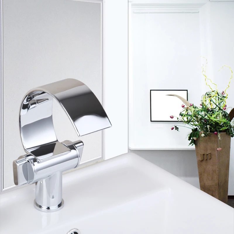Short Double Handles Deck Mount New Waterfall Chrome Bathroom Basin Sink Hot and Cold Banheiro Torneira Mixer Tap Faucet 8160A/2
Short Double Handles Deck Mount New Waterfall Chrome Bathroom Basin Sink Hot and Cold Banheiro Torneira Mixer Tap Faucet 8160A/2