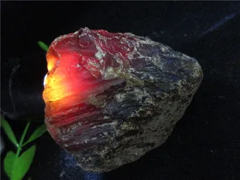 Natural Blood Red Amber stones Perot Blood Crystal Specimens Unique Home Decorations Furnishing Articles Crafts collection
Natural Blood Red Amber stones Perot Blood Crystal Specimens Unique Home Decorations Furnishing Articles Crafts collection