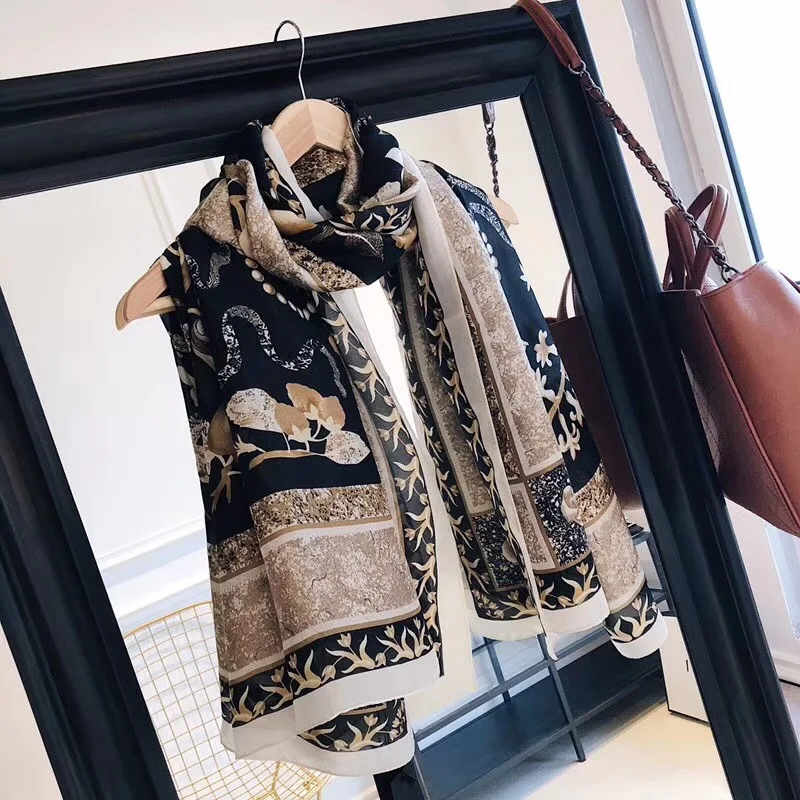 8593971904_1258546920