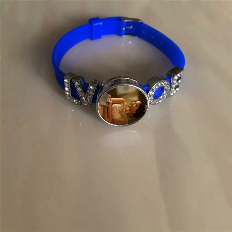 new style sublimation blank silicone bracelets fashion bracelet jewelry hot transfer printing diy consumables supplies 20pcs/lot
new style sublimation blank silicone bracelets fashion bracelet jewelry hot transfer printing diy consumables supplies 20pcs/lot