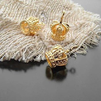 (19934)6PCS 19*13MM 24K Gold Color Plated Brass 3D Crown Charms Pendants Jewelry Findings Earrings Accessories
(19934)6PCS 19*13MM 24K Gold Color Plated Brass 3D Crown Charms Pendants Jewelry Findings Earrings Accessories