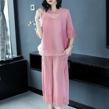 Solid Color Lace Top Loose Fashion Ankle-length Wide Leg Pants Two Piece Set Elegant Temperament Women's Summer Suit
Solid Color Lace Top Loose Fashion Ankle-length Wide Leg Pants Two Piece Set Elegant Temperament Women's Summer Suit