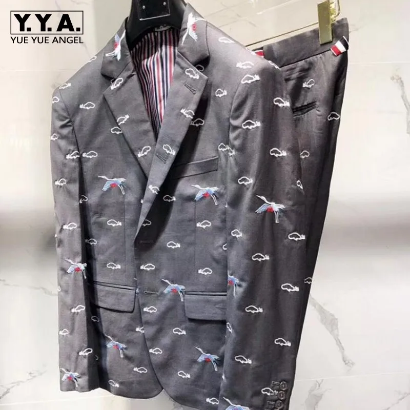 Heavy Work New Whole Body Crane Embroidery Mens Blazer Two Piece Fashion Slim Fit Smart Casual Social Evening Party Dress Suit
Heavy Work New Whole Body Crane Embroidery Mens Blazer Two Piece Fashion Slim Fit Smart Casual Social Evening Party Dress Suit