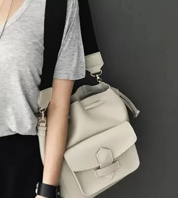 Fashion all-match bucket bag simple style pu leather one shoulder women's handbags female bag casual Sac A Main Femme Ladies
Fashion all-match bucket bag simple style pu leather one shoulder women's handbags female bag casual Sac A Main Femme Ladies