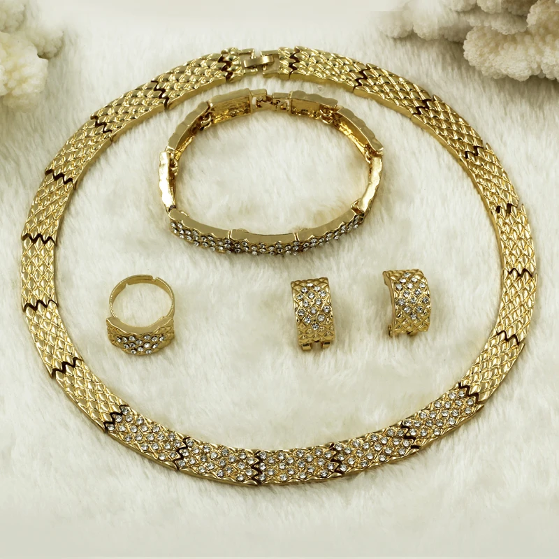 Wholesale Nigerian Hip Pop Jewelry Sets Crystal Charms Chain Necklace Bracelets Dubai African Jewelry Sets
Wholesale Nigerian Hip Pop Jewelry Sets Crystal Charms Chain Necklace Bracelets Dubai African Jewelry Sets