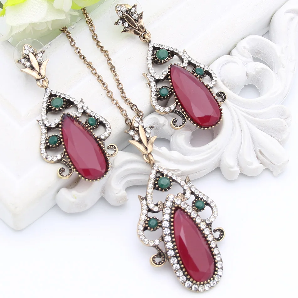 Vintage Morocco Women Crystal Jewelry Water Drop Long Red Earring Hollow Resin Antique Gold Color Indian Bridal Bijoux For Lover
Vintage Morocco Women Crystal Jewelry Water Drop Long Red Earring Hollow Resin Antique Gold Color Indian Bridal Bijoux For Lover