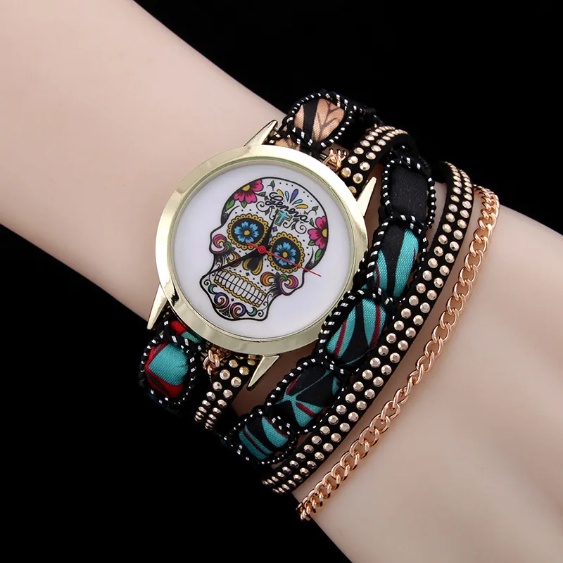 2016 New Fashion Ladies Rivet Punk Chain Belt Bracelet Watch Women Dress Watches Casual Analog Quartz Watch For Women Clock AC12
2016 New Fashion Ladies Rivet Punk Chain Belt Bracelet Watch Women Dress Watches Casual Analog Quartz Watch For Women Clock AC12