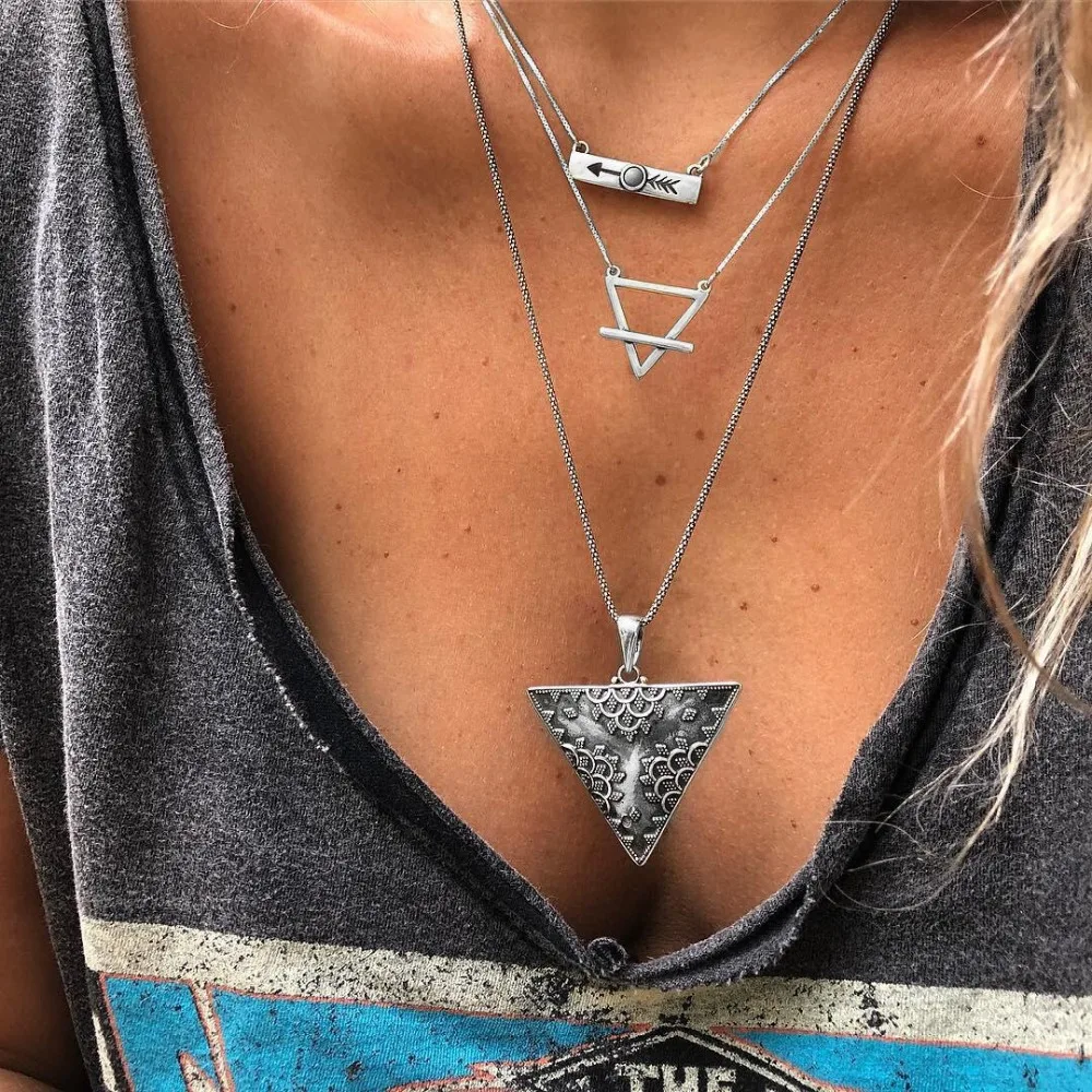 OLOEY New Bohemian Women Multi-Layer Necklace Fashion Triangle Alloy Necklaces Jewelry Accessories Female Geometric Chain Hot
OLOEY New Bohemian Women Multi-Layer Necklace Fashion Triangle Alloy Necklaces Jewelry Accessories Female Geometric Chain Hot