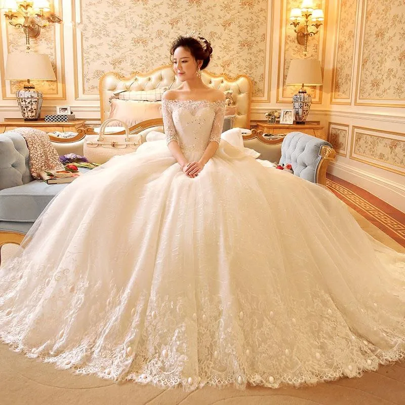 Gorgeous-Lace-Half-Sleeves-Ball-Gown-Wedding-Dress-2017-Sexy-Boat-Neck-Wedding-Dresses-White-Ivory (2)