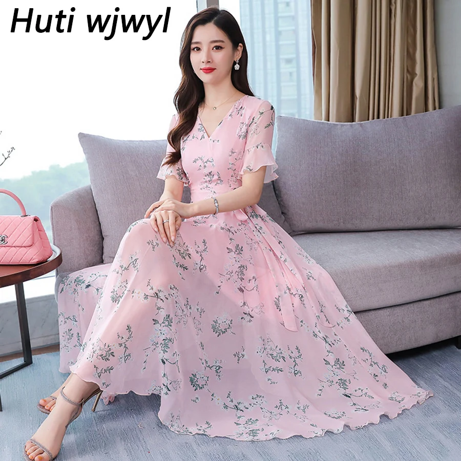 2019 Pink Floral Chiffon Midi Dress Summer Vintage 3XL Plus Size Print Beach Maxi Sundress Elegant Women Bodycon Party Vestidos
2019 Pink Floral Chiffon Midi Dress Summer Vintage 3XL Plus Size Print Beach Maxi Sundress Elegant Women Bodycon Party Vestidos