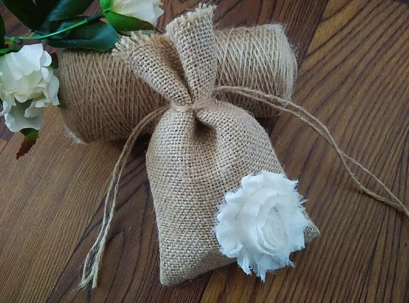 3D White Flower Brlap Gifts Bags Blue Wedding Candy Gifts Bags Baby Shower Favors Bridal Shower Bags 50pcs/lot free shipping
3D White Flower Brlap Gifts Bags Blue Wedding Candy Gifts Bags Baby Shower Favors Bridal Shower Bags 50pcs/lot free shipping