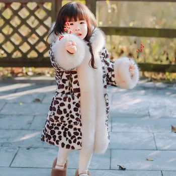 Luxury Baby Girl Fur Coat Winter Children Outerwear Big Fur Hooded Warm Long Parkas for Little Girl Kids Jacket 2 3 4 5 6 8 year
Luxury Baby Girl Fur Coat Winter Children Outerwear Big Fur Hooded Warm Long Parkas for Little Girl Kids Jacket 2 3 4 5 6 8 year